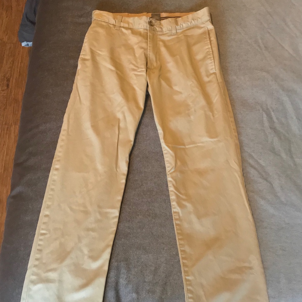 Gap Khakis. 30x32. Used with small damage in photo